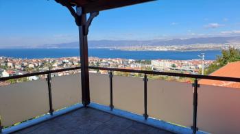 DEĞİRMENDERE TOPÇULAR SATILIK TRİPLEKS VİLLA
