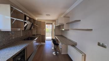 DEĞİRMENDERE TOPÇULAR SATILIK TRİPLEKS VİLLA