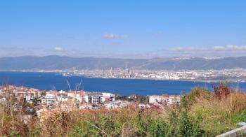 DEĞİRMENDERE TOPÇULAR SATILIK TRİPLEKS VİLLA