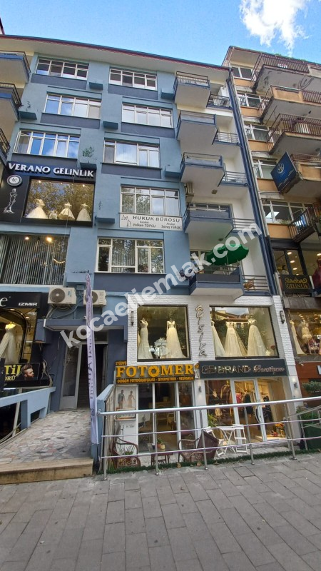 Rauf Orbay Sk. Zemin Kat Kiralık İş Yeri