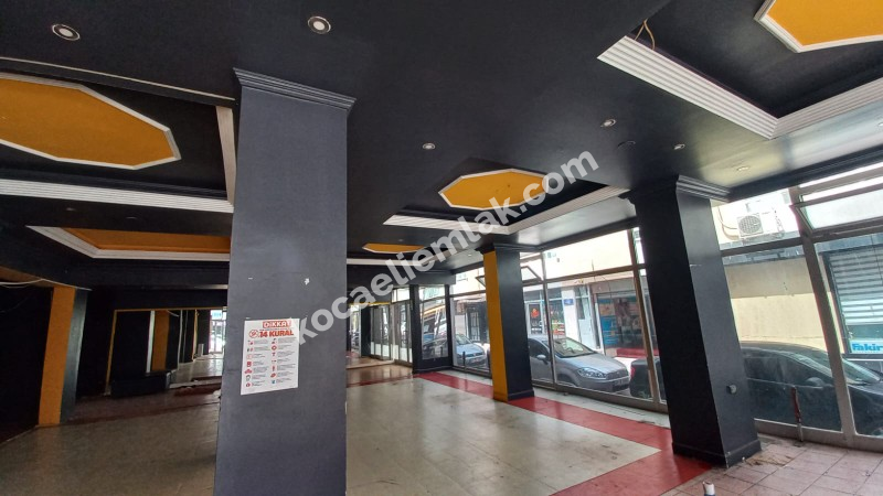 İZMİT TEPECİK MAH. KİRALIK 600 m2 İŞ YERİ
