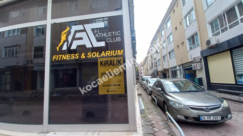 İZMİT TEPECİK MAH. KİRALIK 600 m2 İŞ YERİ