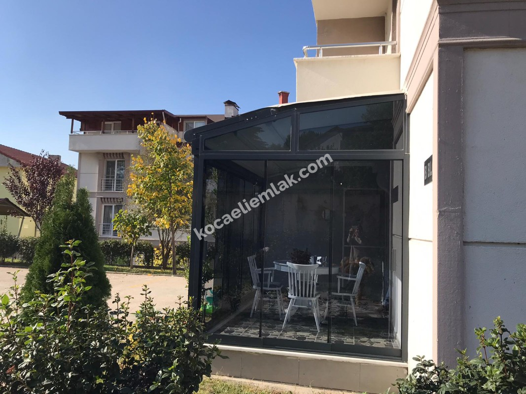 Başiskele Yeşilyurt Mahallesi Satılık Daire
