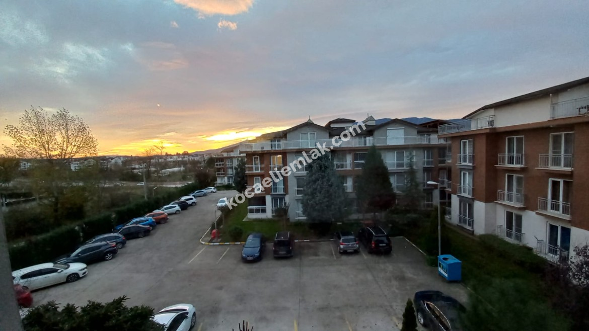 Sarımeşe Konakları 127 m2 3+1  Kiralık Ara Kat Daire