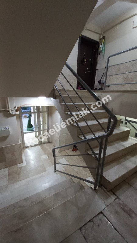 Sarımeşe Konakları 127 m2 3+1  Kiralık Ara Kat Daire