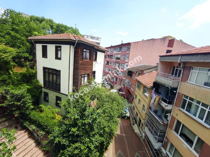İzmit Merkez Satılık Daire Ev