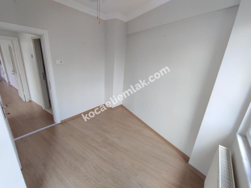 İzmit Merkez Satılık Daire Ev