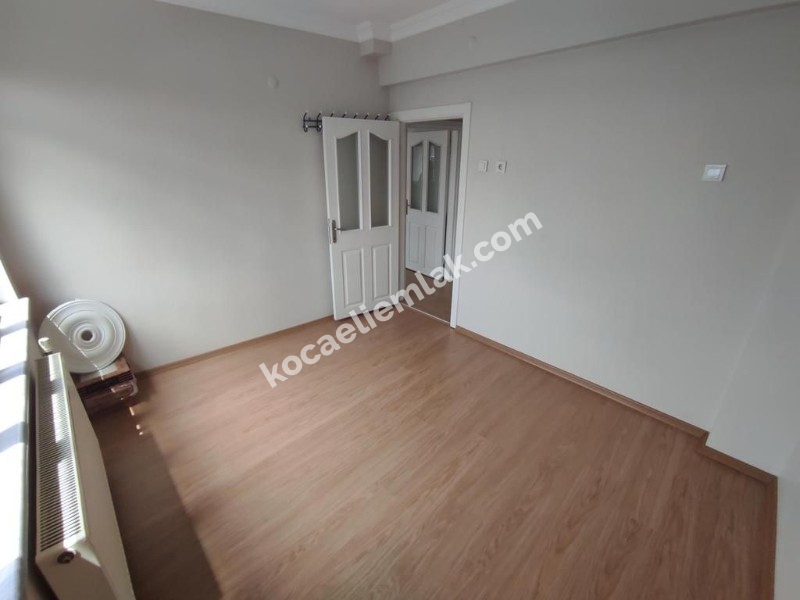 İzmit Merkez Satılık Daire Ev
