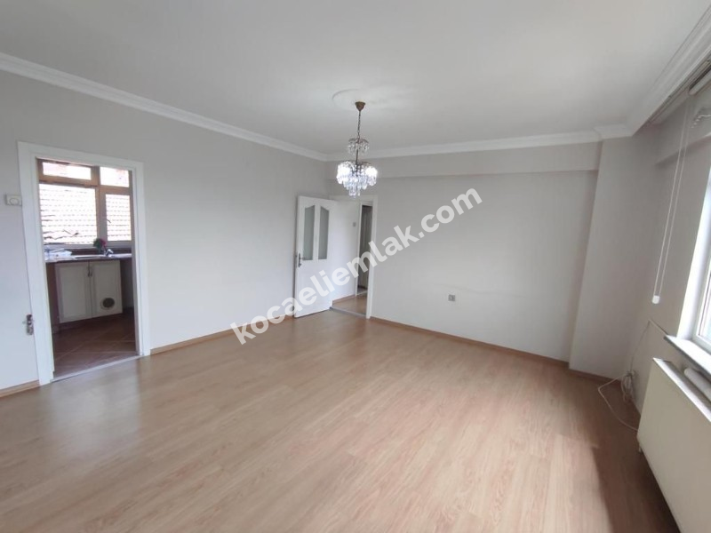 İzmit Merkez Satılık Daire Ev