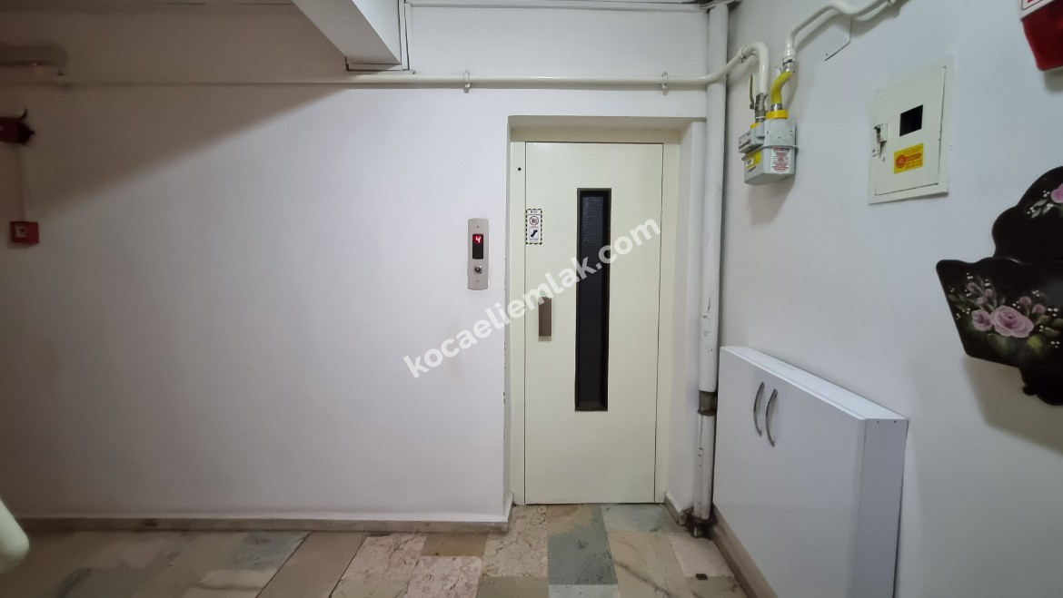 İzmit Kozluk Mahallesi Merkez Satılk Daire Ev 