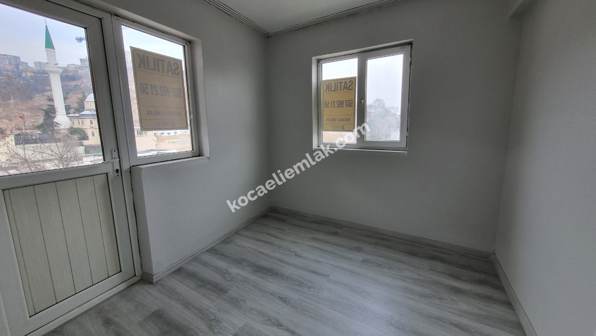 İzmit Merkez Devlet Hastanesi Mevki Satılık Daire Ev
