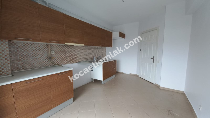 Sarımeşe Konakları 127 m2 3+1  Kiralık Ara Kat Daire