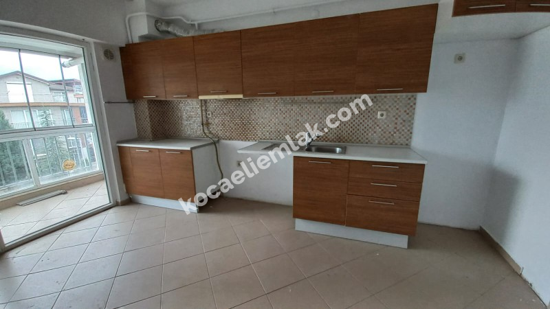Sarımeşe Konakları 127 m2 3+1  Kiralık Ara Kat Daire