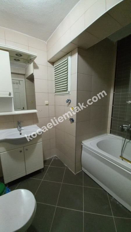 Sarımeşe Konakları 127 m2 3+1  Kiralık Ara Kat Daire