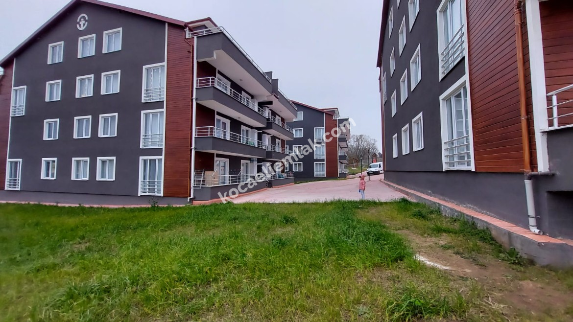 Başiskele Yuvacık Yeşilyurt Mahallesi TORUNOĞULLARI PARK 2 SİTESİ Satılık Daire
