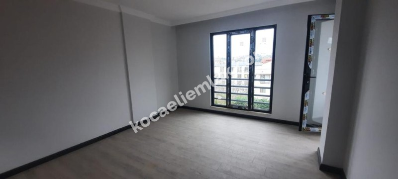 BAŞİSKELE BARBAROS MAHALLESİ KİRALIK DUBLEKS DAİRE