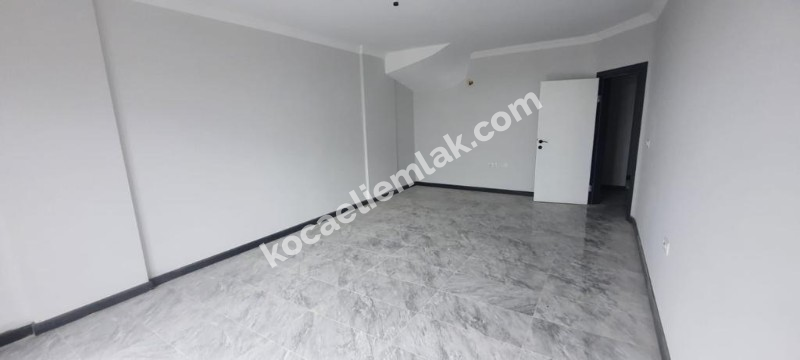 BAŞİSKELE BARBAROS MAHALLESİ KİRALIK DUBLEKS DAİRE