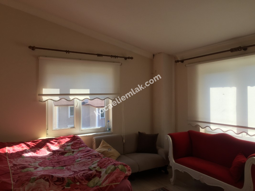 KANDIRA UMUT EVLER SATILIK VİLLA