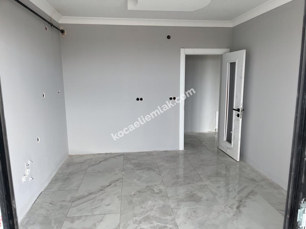 BAŞİSKELE YENİKÖY SATILIK DAİRE