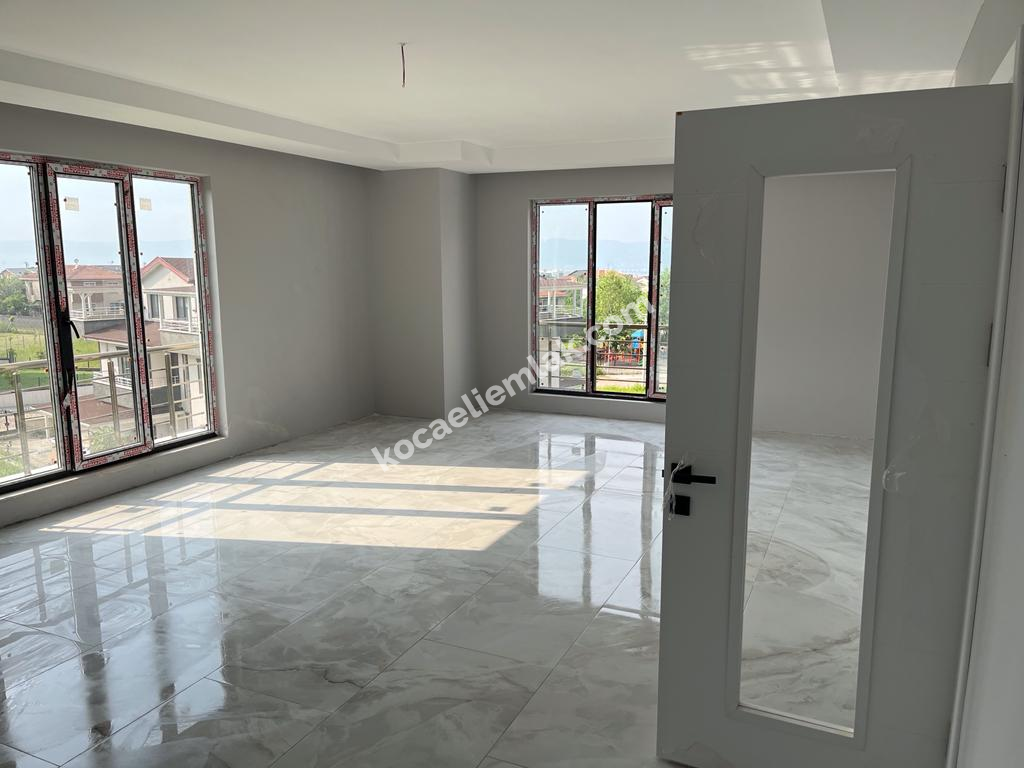 BAŞİSKELE YENİKÖY SATILIK DAİRE