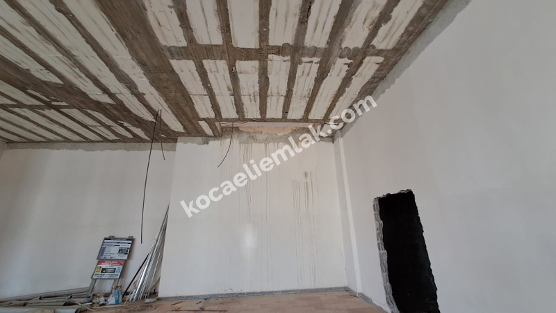 GÖLCÜK İPEK YOLU MAHALLESİ  SATILIK DÜKKAN İŞ YERİ MAĞAZA OFİS