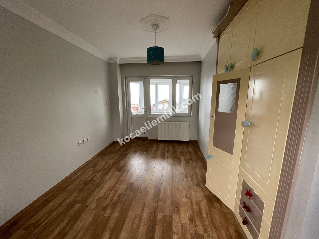 BAŞİSKELE SATILIK VİLLA