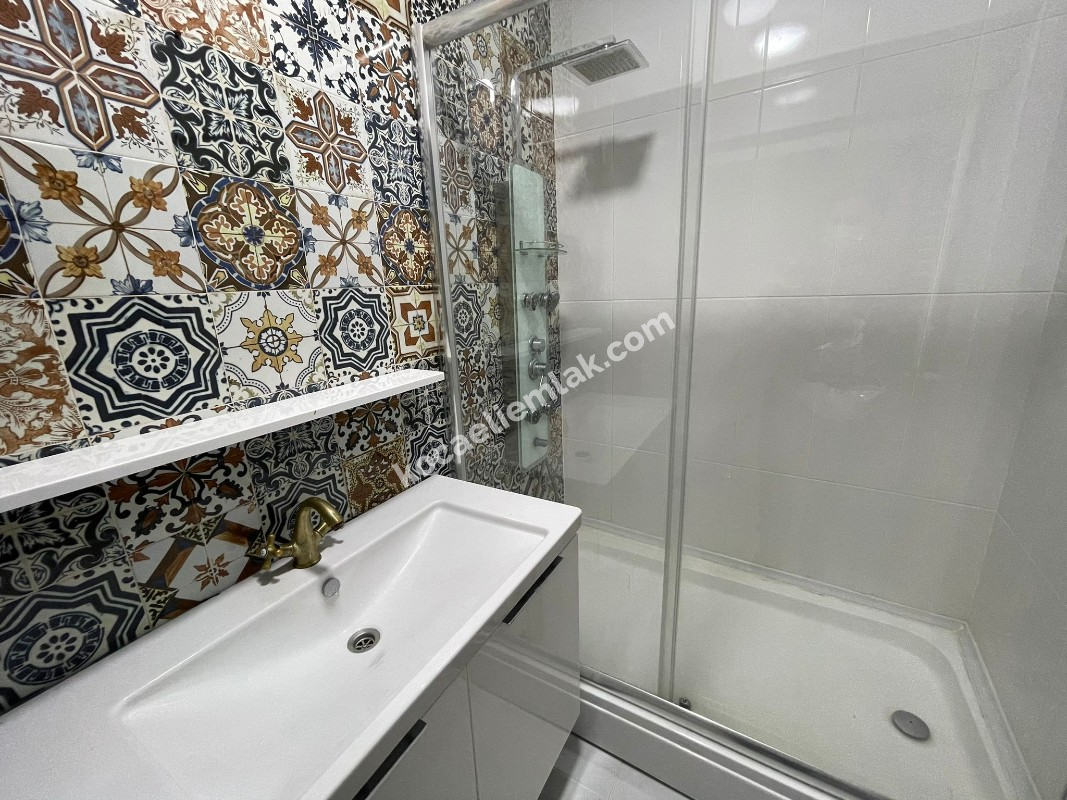 BAŞİSKELE SATILIK VİLLA