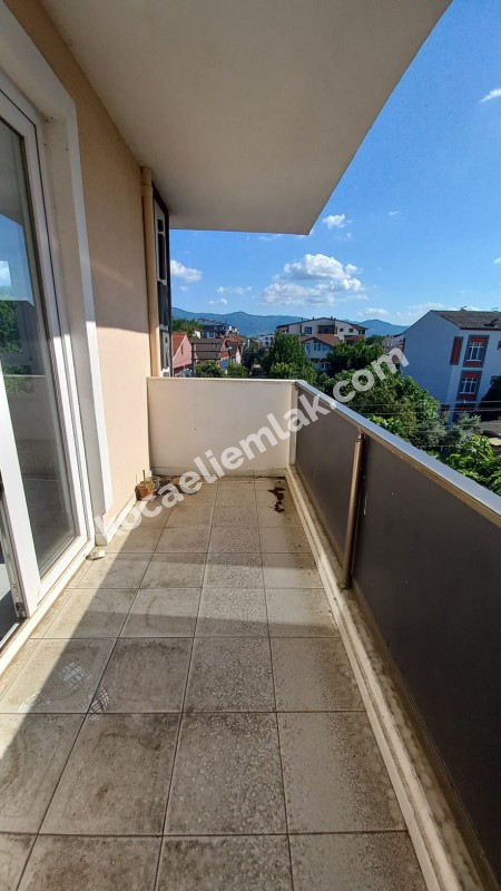 Kartepe Ertuğrul Gazi Mahallesi Satılık Daire Ev