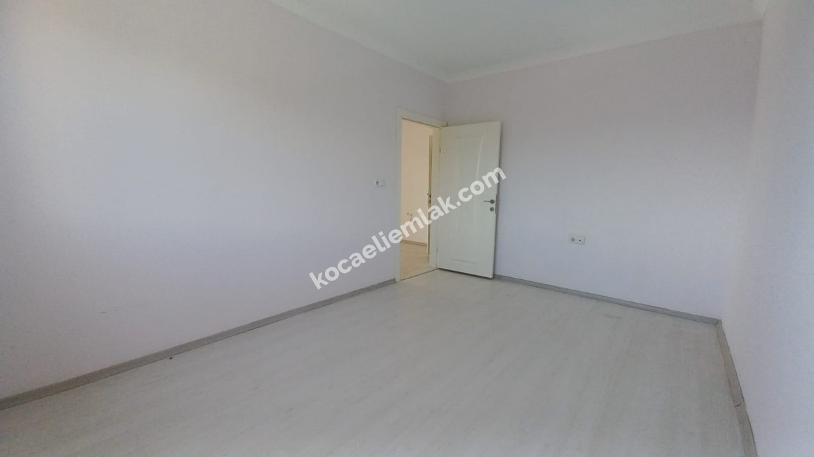 Kartepe Ertuğrul Gazi Mahallesi Satılık Daire Ev
