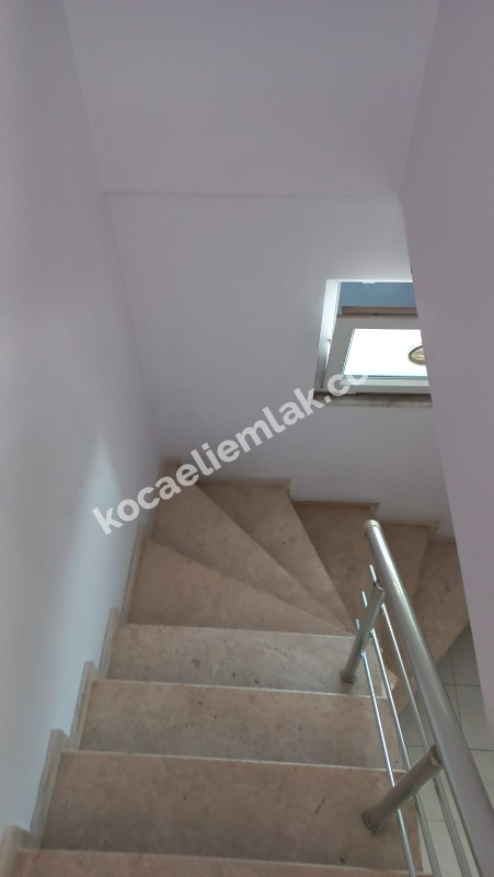 Kartepe Ertuğrul Gazi Mahallesi Satılık Daire Ev