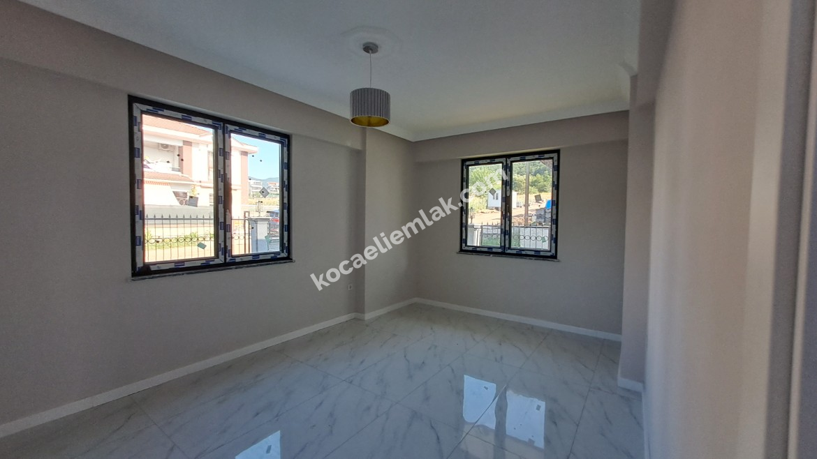 BAŞİSKELE YENİKÖY SATILIK MÜSTAKİL VİLLA