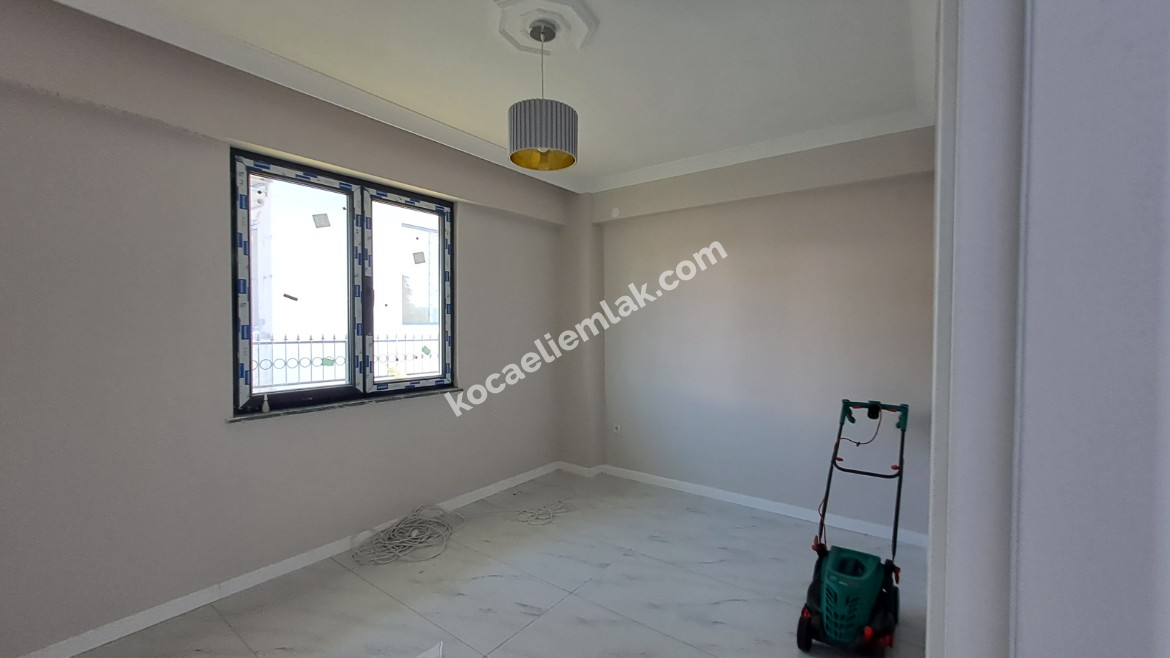 BAŞİSKELE YENİKÖY SATILIK MÜSTAKİL VİLLA