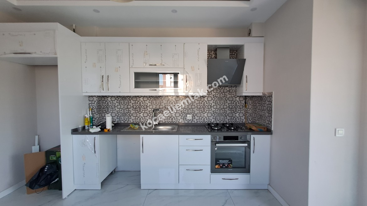 BAŞİSKELE YENİKÖY SATILIK MÜSTAKİL VİLLA