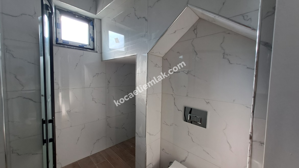 BAŞİSKELE YENİKÖY SATILIK MÜSTAKİL VİLLA