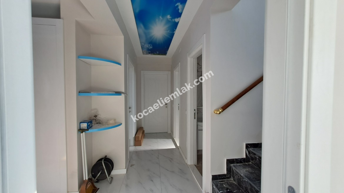 BAŞİSKELE YENİKÖY SATILIK MÜSTAKİL VİLLA