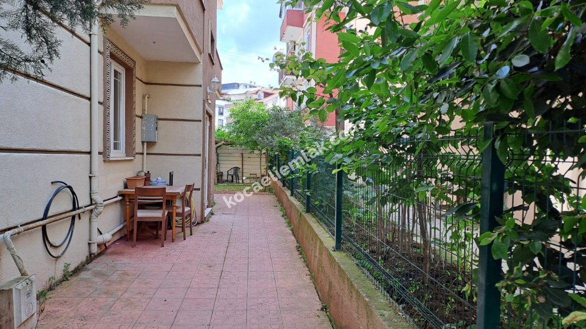 GÖLCÜK 3+1 KİRALIK DAİRE