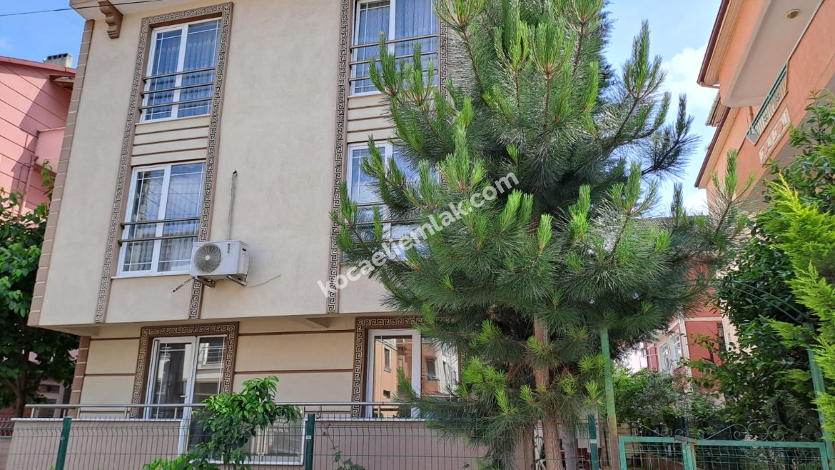 GÖLCÜK 3+1 KİRALIK DAİRE