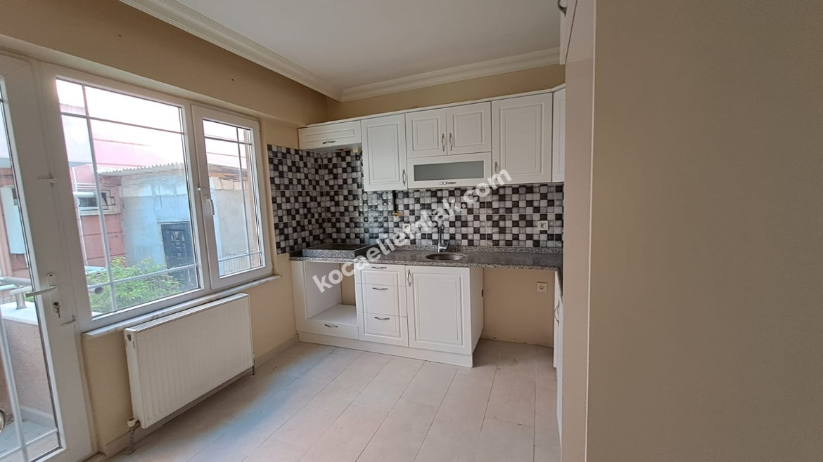 GÖLCÜK 3+1 KİRALIK DAİRE