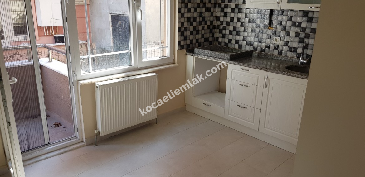 GÖLCÜK 3+1 KİRALIK DAİRE