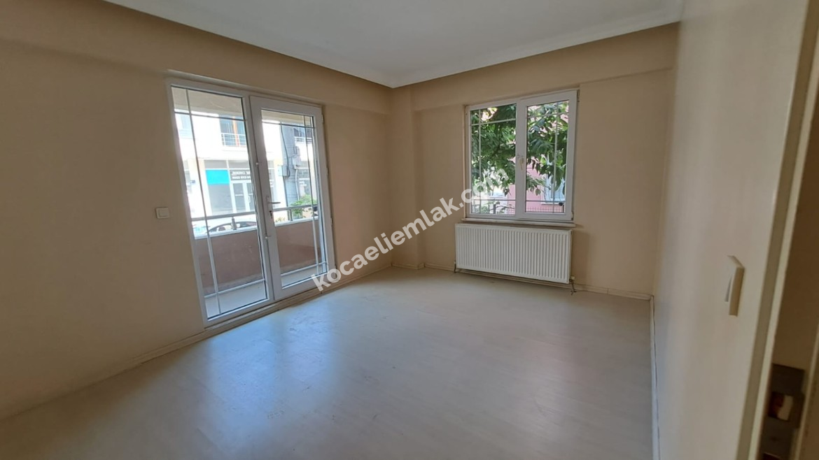 GÖLCÜK 3+1 KİRALIK DAİRE