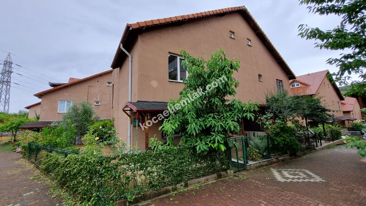 KURUÇEŞME KİRALIK VİLLA