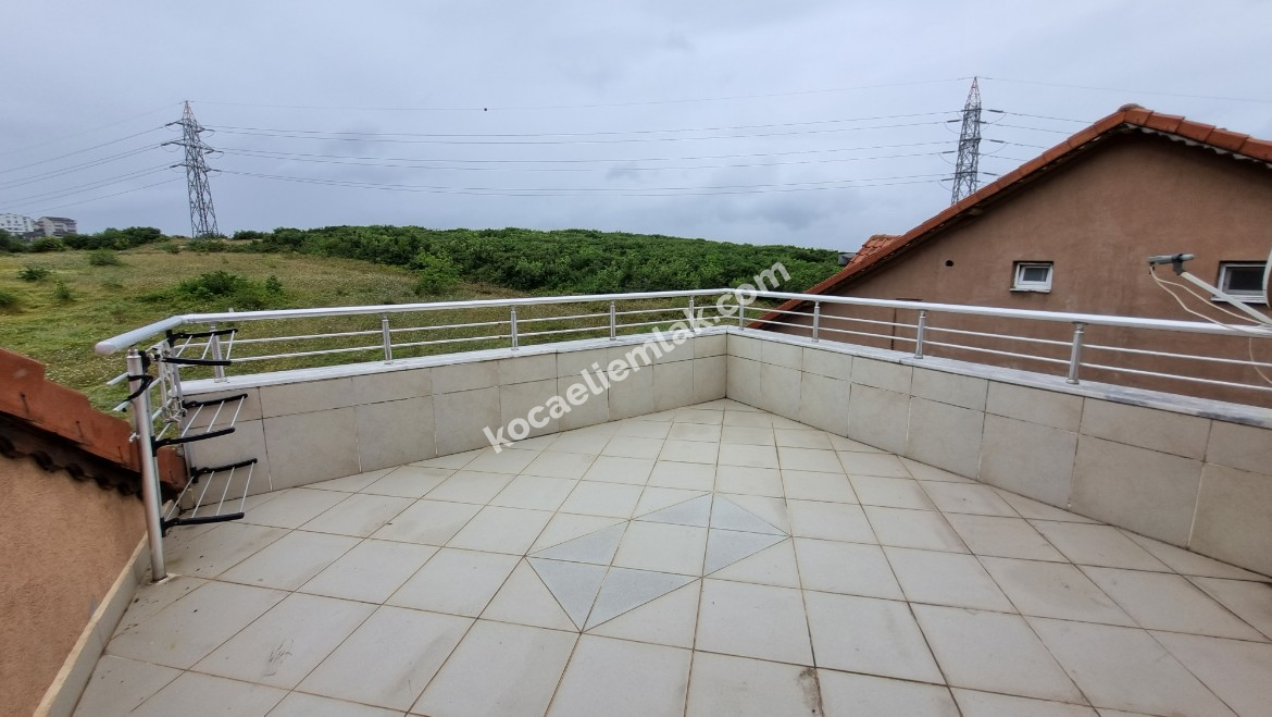 KURUÇEŞME KİRALIK VİLLA