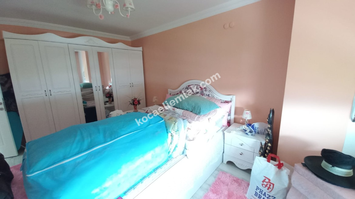 Gölcük Değirmendere Topçular Satılık Villa Müstakil Ev