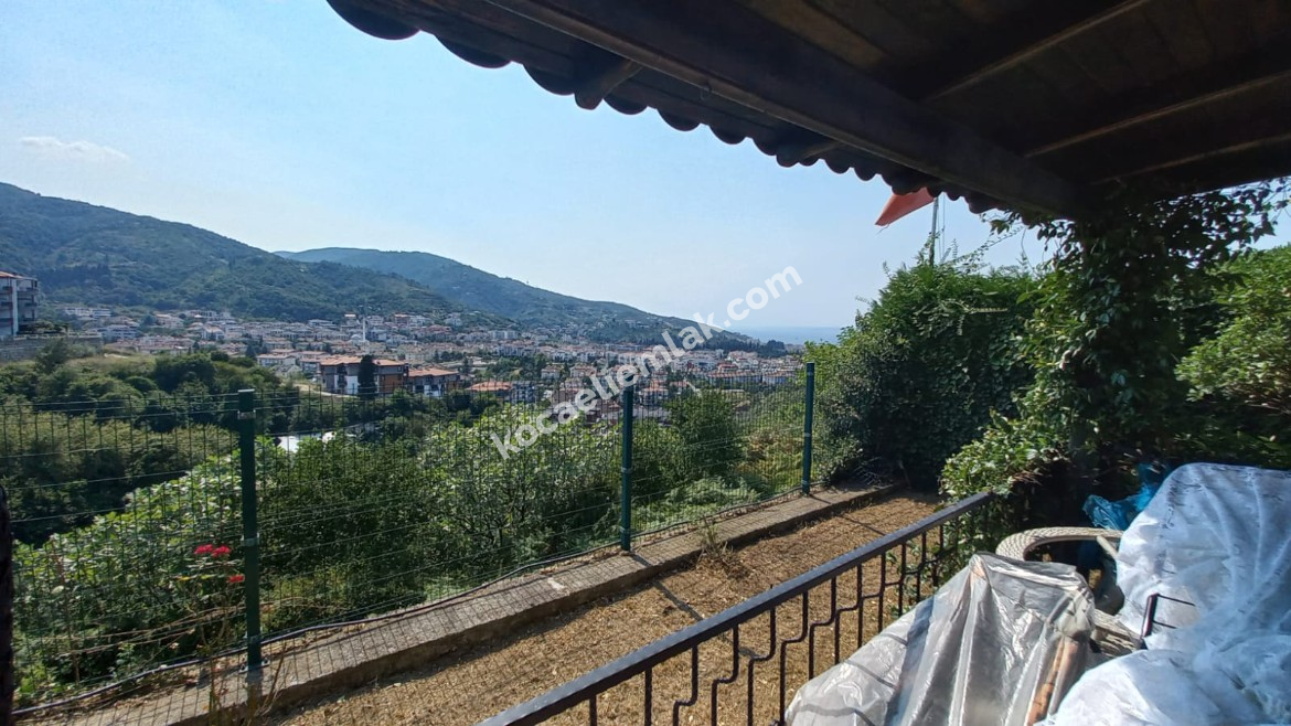 Gölcük Değirmendere Topçular Satılık Villa Müstakil Ev