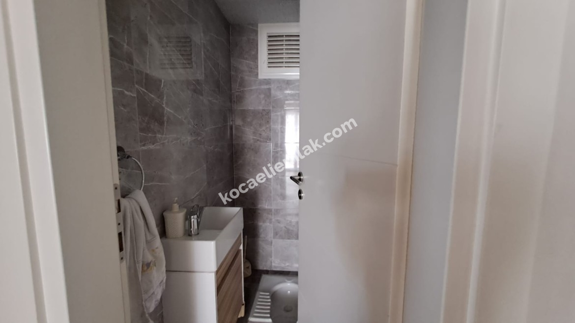 BAŞİSKELE BELEDİYE CİVARI SERDAR MAHALLESİ SATILIK 3+1 DAİRE