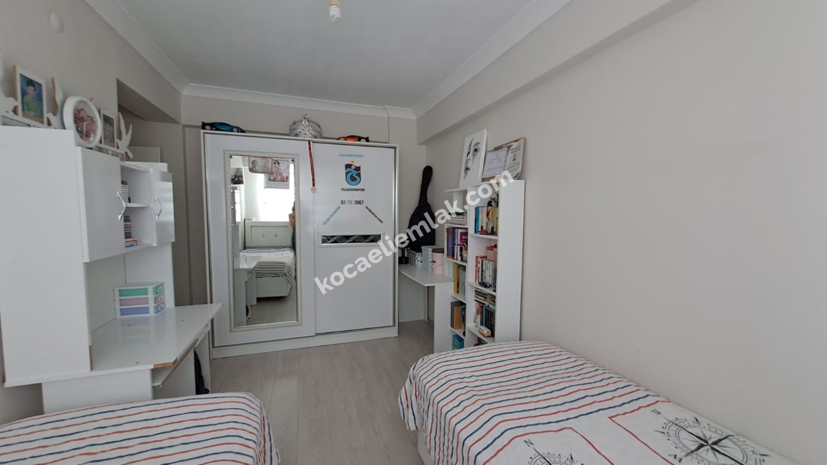 BAŞİSKELE BELEDİYE CİVARI SERDAR MAHALLESİ SATILIK 3+1 DAİRE