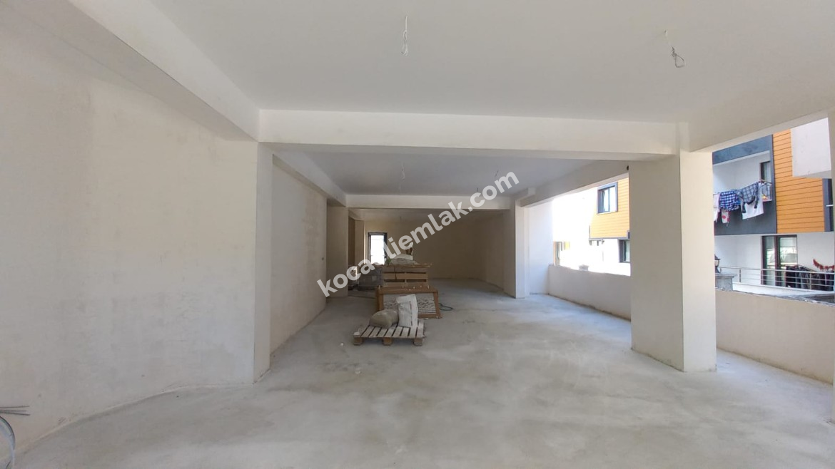 Kartepe Fatih Sultan Mehmet Mahallesi Satılık İş Yeri