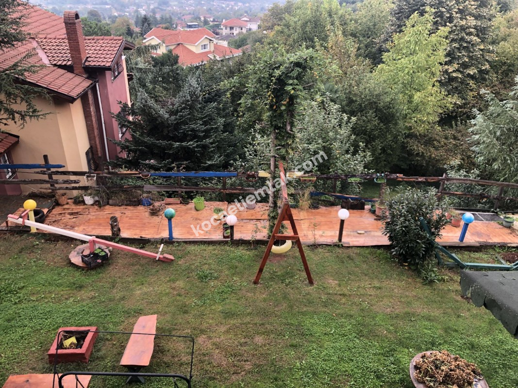 KARTEPE MAŞUKİYE SATILIK VİLLA