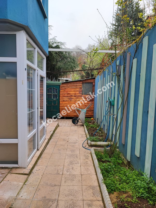 KARTEPE MAŞUKİYE SATILIK VİLLA