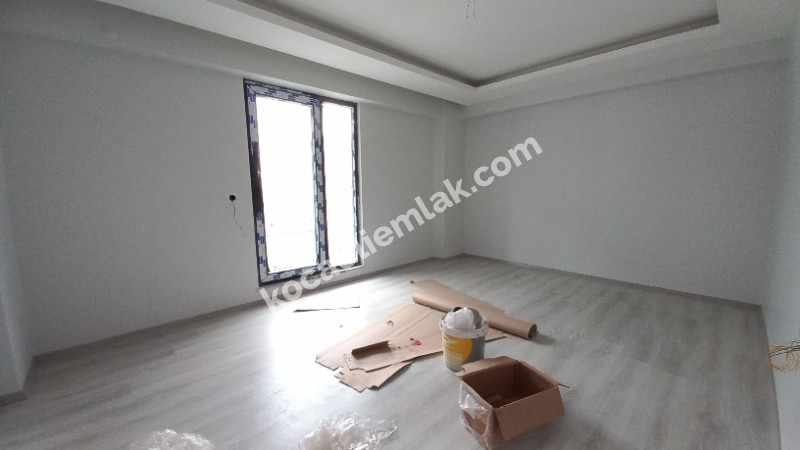 Kartepe Fatih Sultan Mehmet Mahallesi Satılık 4+1 Dubleks Daire
